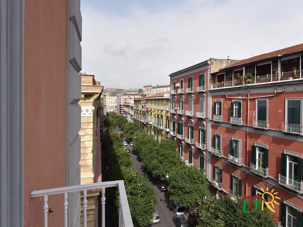 Dimora Conte Di Ruvo Bed & Breakfast เนเปิลส์ ภายนอก รูปภาพ