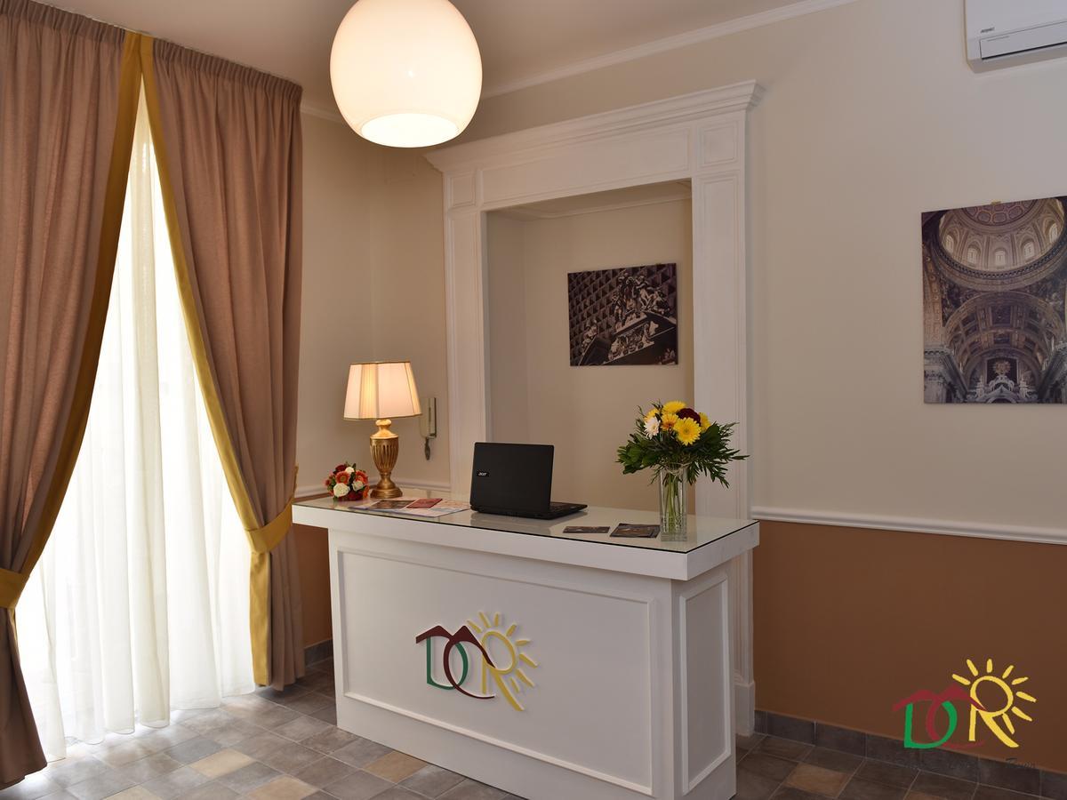 Dimora Conte Di Ruvo Bed & Breakfast เนเปิลส์ ภายนอก รูปภาพ