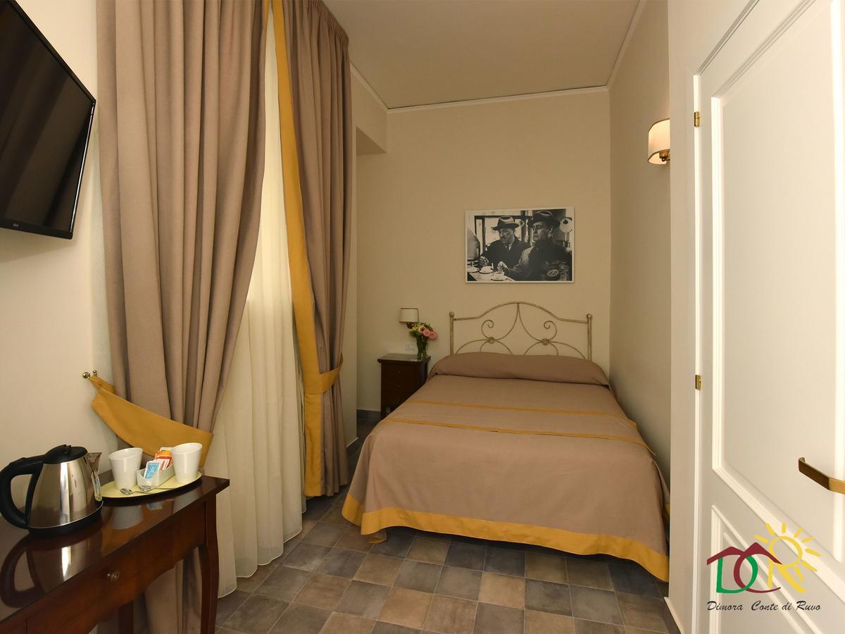 Dimora Conte Di Ruvo Bed & Breakfast เนเปิลส์ ภายนอก รูปภาพ